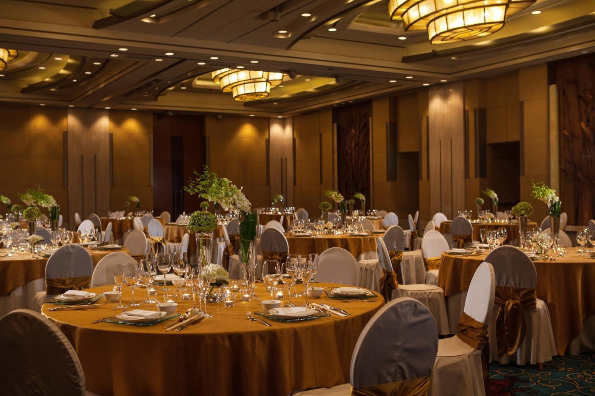 Renaissance Wuhan Hotel Ngoại thất bức ảnh