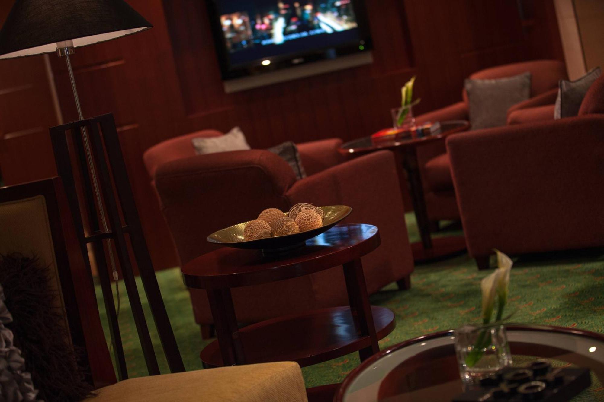 Renaissance Wuhan Hotel Ngoại thất bức ảnh
