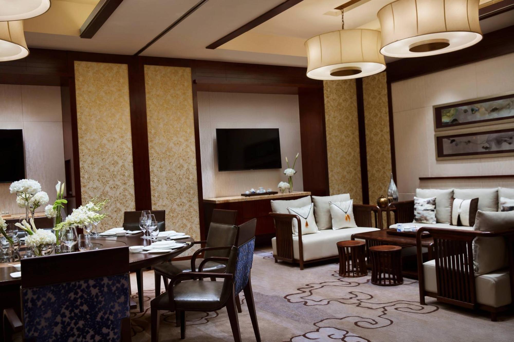 Renaissance Wuhan Hotel Ngoại thất bức ảnh